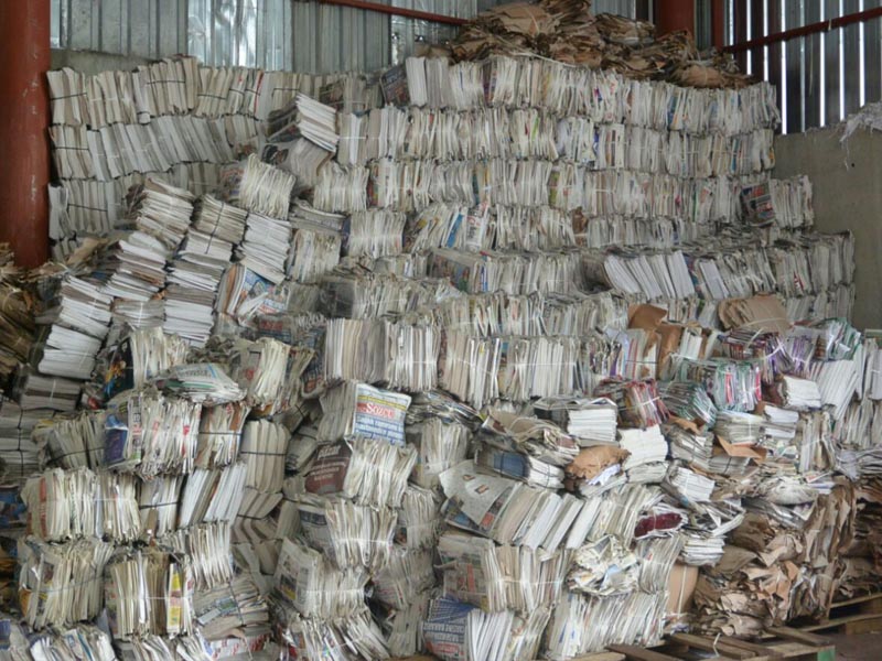 3786774 gazete hurda